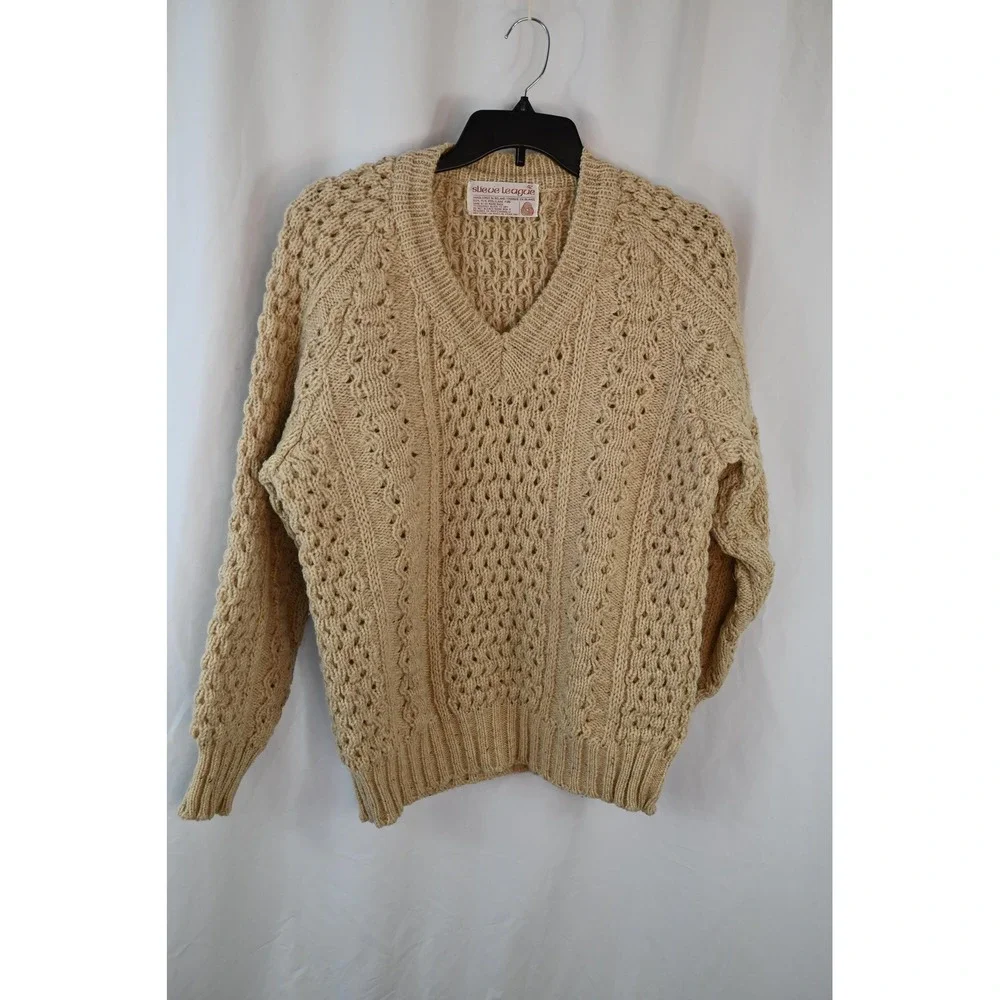 Vintage Slieve League Handloomed Ireland Cream Wool Fisherman Sweater V-Neck 42